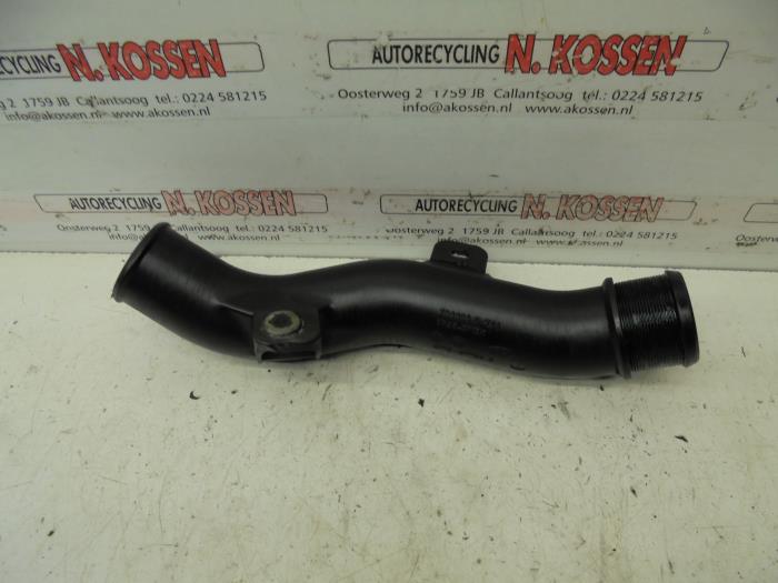 Gebruikte Intercooler Buis Ford Transit Connect 1.8 TDdi LWB Euro 3 Prijs op aanvraag aangeboden door N Kossen Autorecycling BV