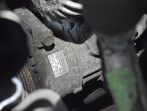 Gebruikte Pomp Airco Dodge Caliber 2.0 CRD 16V Prijs op aanvraag aangeboden door N Kossen Autorecycling BV