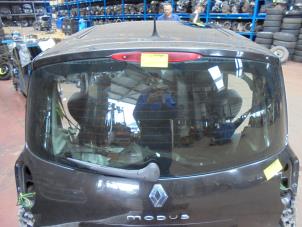 Gebruikte Achterruit Renault Modus/Grand Modus (JP) 1.6 16V Prijs op aanvraag aangeboden door N Kossen Autorecycling BV