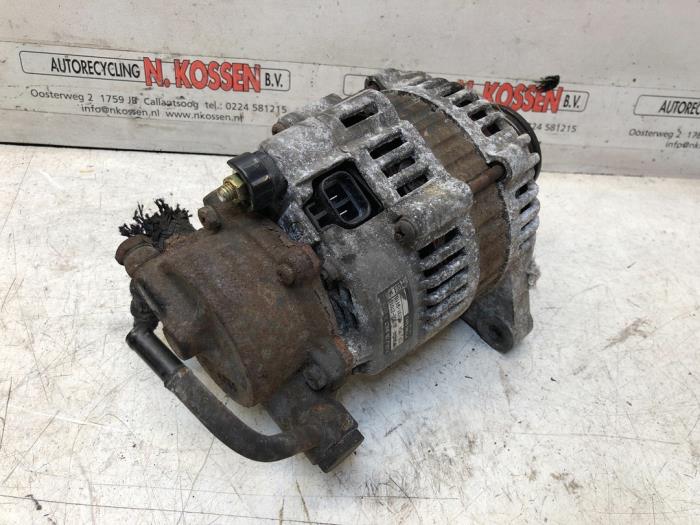 Dynamo van een Hyundai Santafe 2002