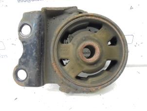 Gebruikte Motorrubber Hyundai Sonata 2.0i 16V Prijs op aanvraag aangeboden door N Kossen Autorecycling BV