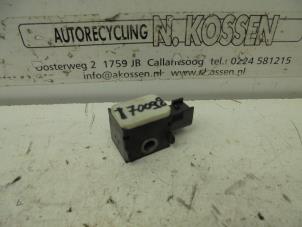 Gebruikte Sensor Airbag Hyundai H300 Prijs op aanvraag aangeboden door N Kossen Autorecycling BV