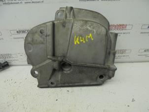 Gebruikte Distributiedeksel Renault Modus/Grand Modus (JP) 1.6 16V Prijs op aanvraag aangeboden door N Kossen Autorecycling BV