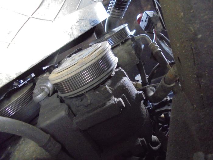 Gebruikte Aircopomp Ssang Yong Rexton 2.7 Xdi RX/RJ 270 16V Prijs op aanvraag aangeboden door N Kossen Autorecycling BV