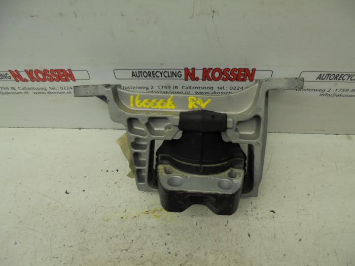 Gebruikte Motorrubber Ford C-Max (DXA) 1.6 TDCi 16V Van Prijs op aanvraag aangeboden door N Kossen Autorecycling BV