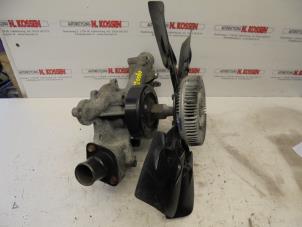 Gebruikte Viscosekoppeling koelvin Dodge Ram 3500 Standard Cab (DR/DH/D1/DC/DM) 5.7 V8 Hemi 2500 4x2 Prijs op aanvraag aangeboden door N Kossen Autorecycling BV