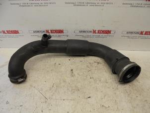 Gebruikte Intercooler Slang Mercedes Sprinter 3,5t (906.73) 316 CDI 16V Prijs op aanvraag aangeboden door N Kossen Autorecycling BV