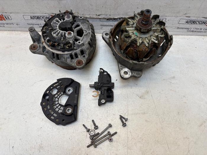 Gebruikte Dynamo Audi A4 Allroad Quattro (B8) 2.0 TDI 16V Prijs op aanvraag aangeboden door N Kossen Autorecycling BV