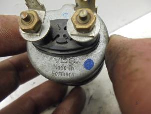 Oliedruk sensor van een Porsche 911 2004
