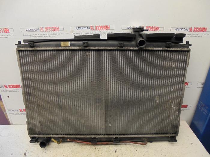 Gebruikte Radiateur Hyundai Santafe Prijs op aanvraag aangeboden door N Kossen Autorecycling BV