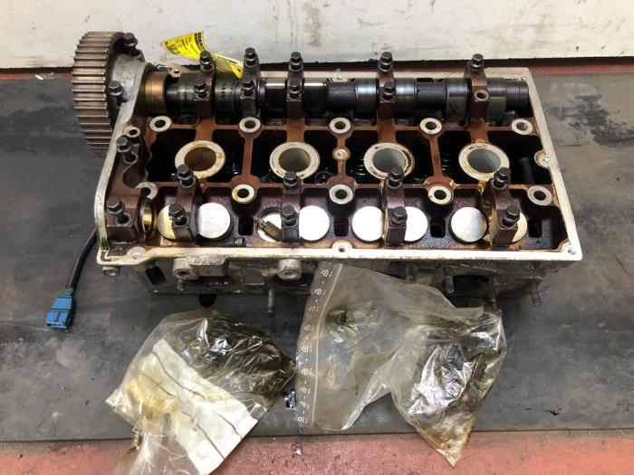 Gebruikte Cilinderkop Fiat Barchetta (183) 1.8 16V Prijs op aanvraag aangeboden door N Kossen Autorecycling BV