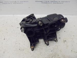 Gebruikte Oliefilterhuis Kia Sorento Prijs op aanvraag aangeboden door N Kossen Autorecycling BV