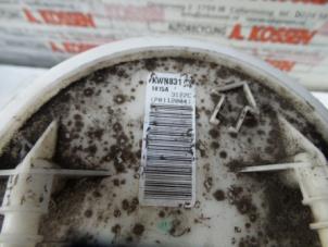 Gebruikte Tank element Pomp Chrysler Voyager Prijs op aanvraag aangeboden door N Kossen Autorecycling BV