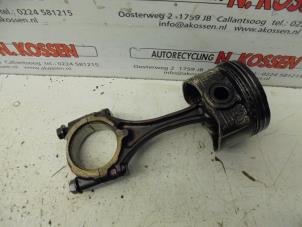 Gebruikte Drijfstang Lexus IS 200 Prijs op aanvraag aangeboden door N Kossen Autorecycling BV