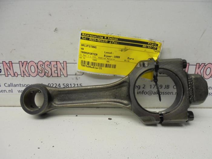Gebruikte Drijfstang Volkswagen Transporter Prijs op aanvraag aangeboden door N Kossen Autorecycling BV