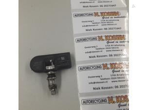 Gebruikte Sensor Bandenspanning Renault Scenic Prijs op aanvraag aangeboden door N Kossen Autorecycling BV