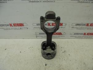 Gebruikte Zuiger Volkswagen Transporter Prijs op aanvraag aangeboden door N Kossen Autorecycling BV