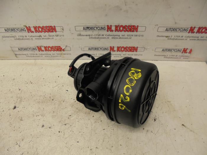 Gebruikte Luchtpomp Uitlaatgas BMW 3 serie Touring (E46/3) 318i 16V Prijs op aanvraag aangeboden door N Kossen Autorecycling BV