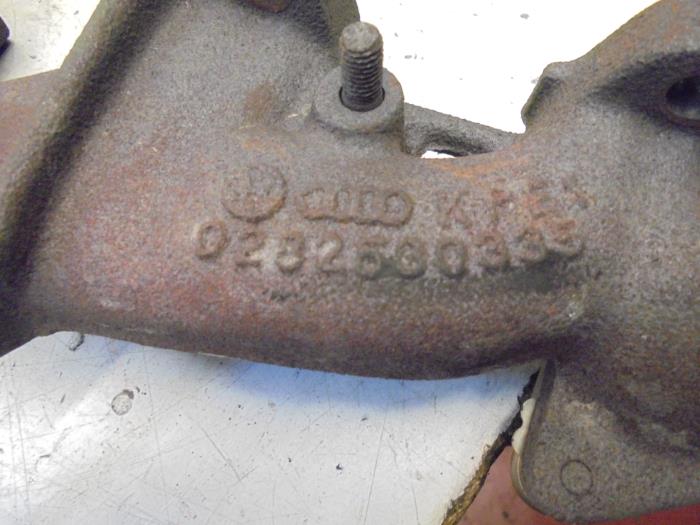 Gebruikte Uitlaatspruitstuk Volkswagen Transporter Prijs op aanvraag aangeboden door N Kossen Autorecycling BV