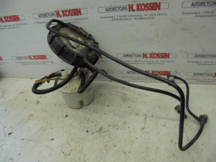 Gebruikte Tank element Pomp Ford Mondeo III 1.8 16V Prijs op aanvraag aangeboden door N Kossen Autorecycling BV