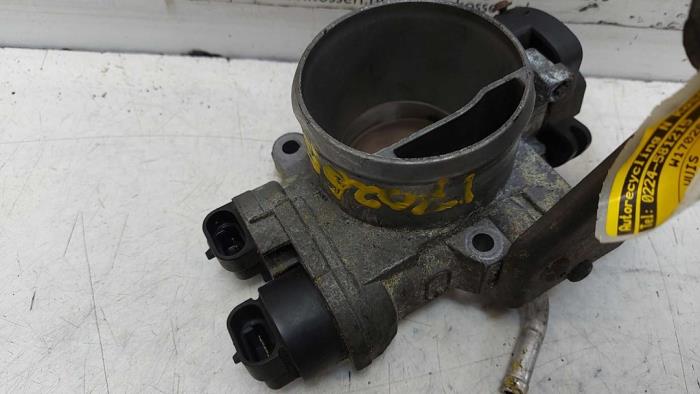 Gebruikte Gasklephuis Fiat Multipla (186) 1.6 16V 100 SX,ELX Prijs op aanvraag aangeboden door N Kossen Autorecycling BV