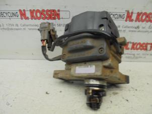 Stroomverdeler van een Toyota Starlet (EP8/NP8) 1.3 Friend,XLi 12V 1992