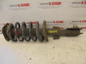 Gebruikte Schokdemperpoot links-voor Volvo XC90 I 2.9 T6 24V Prijs op aanvraag aangeboden door N Kossen Autorecycling BV