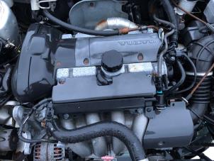 Gebruikte Cilinderkop Volvo V40 (VW) 1.8 16V Prijs op aanvraag aangeboden door N Kossen Autorecycling BV