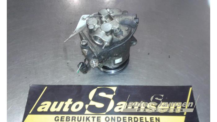 Gebruikte Pomp Airco Volkswagen Polo IV (9N1/2/3) 1.2 Prijs € 75,00 Margeregeling aangeboden door Auto Samsen B.V.