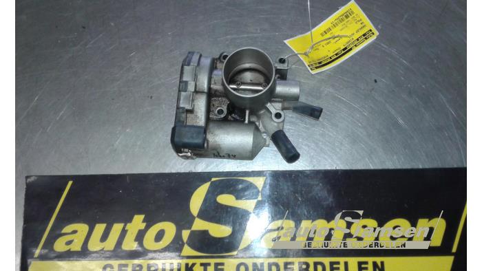 Gebruikte Gasklephuis Volkswagen Polo III (6N2) 1.4 Prijs € 50,00 Margeregeling aangeboden door Auto Samsen B.V.