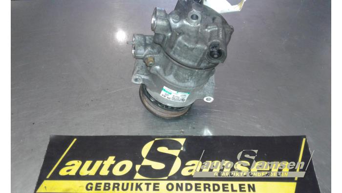 Gebruikte Aircopomp Volkswagen Passat Variant (3C5) 2.0 Blue TDI 16V Prijs € 75,00 Margeregeling aangeboden door Auto Samsen B.V.