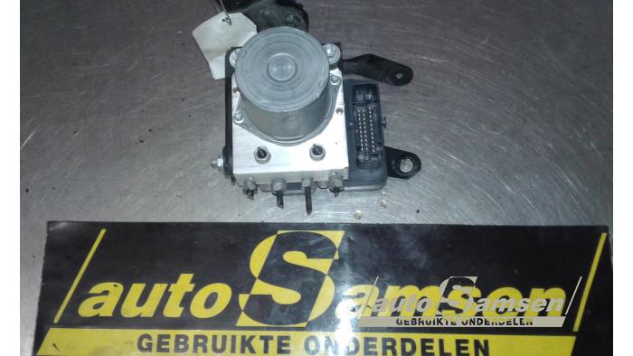 Gebruikte ABS Pomp Renault Kangoo Express (FW) 1.5 dCi 75 Prijs € 150,00 Margeregeling aangeboden door Auto Samsen B.V.