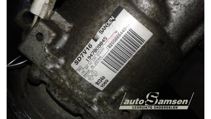 Aircopomp van een Dacia Logan MCV I (KS) 1.6 16V 2009