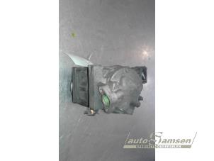 Gebruikte Pomp Airco Nissan Primera (P12) 1.8 16V Prijs € 75,00 Margeregeling aangeboden door Auto Samsen B.V.