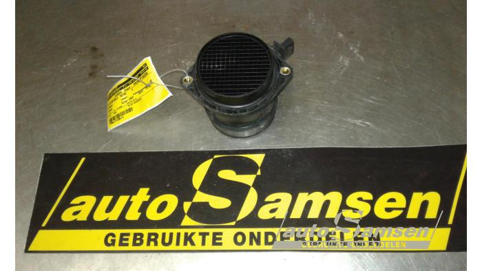 Gebruikte Luchthoeveelheidsmeter Hyundai Tucson (JM) 2.0 CRDi 16V 4x4 Prijs € 75,00 Margeregeling aangeboden door Auto Samsen B.V.