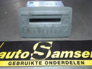 Gebruikte Radio CD Speler Fiat Panda (169) 1.2 Fire Prijs € 75,00 Margeregeling aangeboden door Auto Samsen B.V.