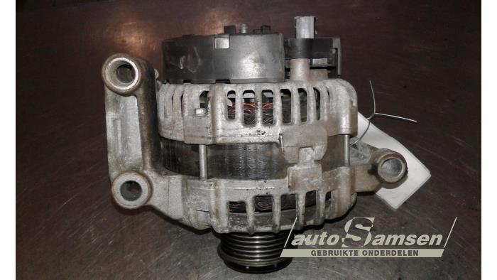Dynamo van een Fiat Ducato (250) 2.2 D 100 Multijet Euro 4 2011