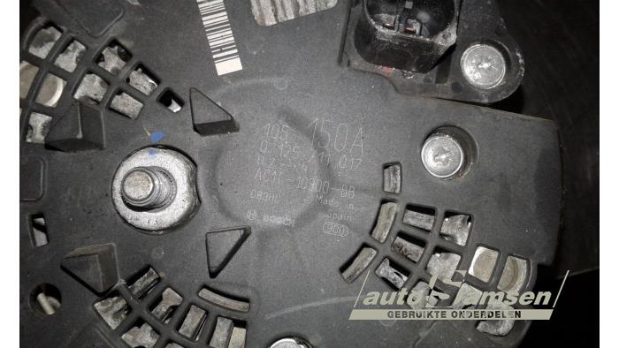 Dynamo van een Fiat Ducato (250) 2.2 D 100 Multijet Euro 4 2011