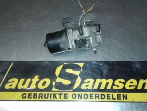 Gebruikte Ruitenwissermotor voor BMW Mini One/Cooper (R50) 1.6 16V One Prijs € 75,00 Margeregeling aangeboden door Auto Samsen B.V.