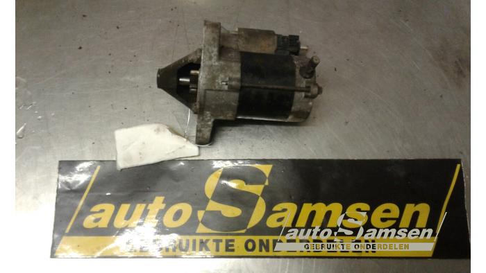 Gebruikte Startmotor Toyota Yaris (P1) 1.0 16V VVT-i Prijs € 40,00 Margeregeling aangeboden door Auto Samsen B.V.