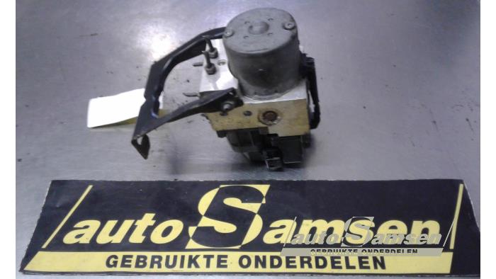 Gebruikte ABS Pomp Mitsubishi Space Star (DG) 1.6 16V Prijs € 75,00 Margeregeling aangeboden door Auto Samsen B.V.