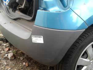 Gebruikte Achterbumper Renault Modus/Grand Modus (JP) 1.2 16V Prijs € 100,00 Margeregeling aangeboden door Auto Samsen B.V.