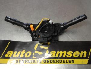 Gebruikte Combischakelaar Stuurkolom Peugeot 107 1.0 12V Prijs € 50,00 Margeregeling aangeboden door Auto Samsen B.V.