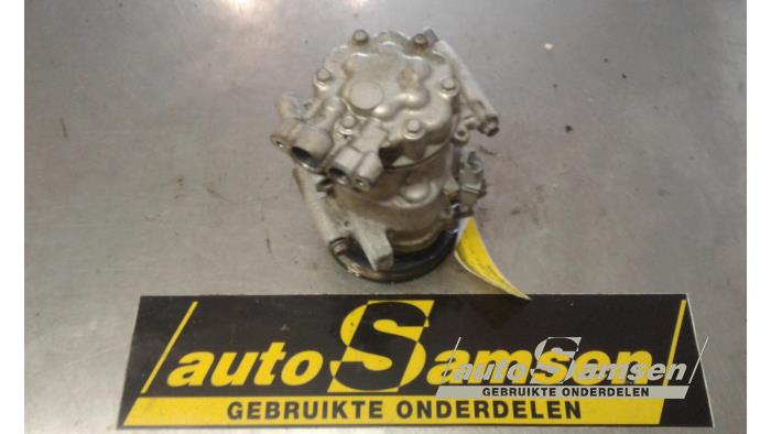 Gebruikte Aircopomp Renault Clio III (BR/CR) 1.2 16V TCe 100 Prijs € 50,00 Margeregeling aangeboden door Auto Samsen B.V.