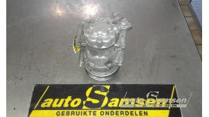 Gebruikte Aircopomp Renault Clio III (BR/CR) 1.2 16V 75 Prijs € 50,00 Margeregeling aangeboden door Auto Samsen B.V.