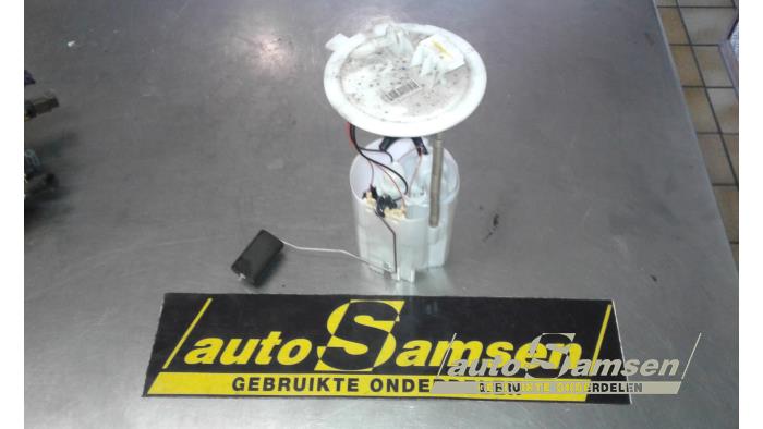 Brandstofpomp Elektrisch van een Nissan Qashqai (J11) 1.2 DIG-T 16V 2017