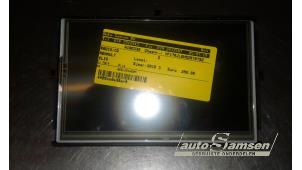 Gebruikte Radio CD Speler Renault Clio IV Estate/Grandtour (7R) 1.5 Energy dCi 90 FAP Prijs € 250,00 Margeregeling aangeboden door Auto Samsen B.V.