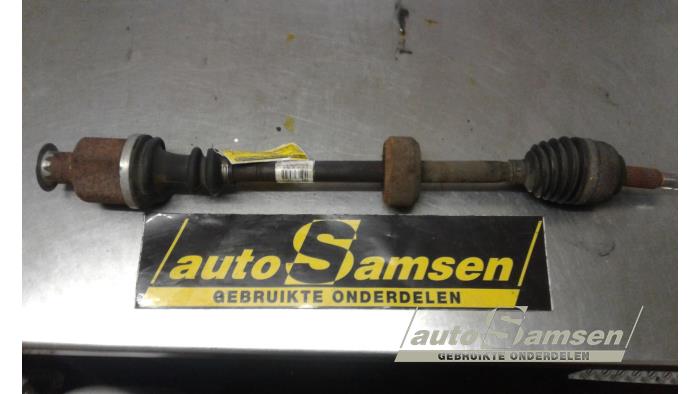 Gebruikte Steekas rechts-voor Renault Twingo II (CN) 1.2 16V Prijs € 40,00 Margeregeling aangeboden door Auto Samsen B.V.