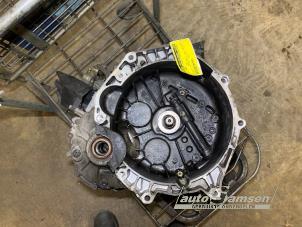 Gebruikte Versnellingsbak Mini Mini Cooper S (R53) 1.6 16V Prijs € 300,00 Margeregeling aangeboden door Auto Samsen B.V.