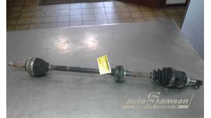 Gebruikte Homokineetas rechts-voor Toyota Yaris Verso (P2) 1.3 16V Prijs € 50,00 Margeregeling aangeboden door Auto Samsen B.V.